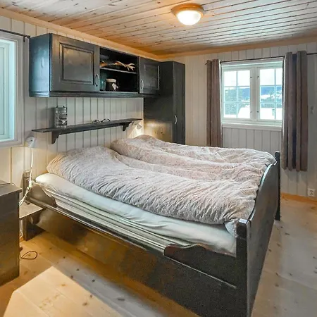 Holiday home 4 Bedroom Stunning In